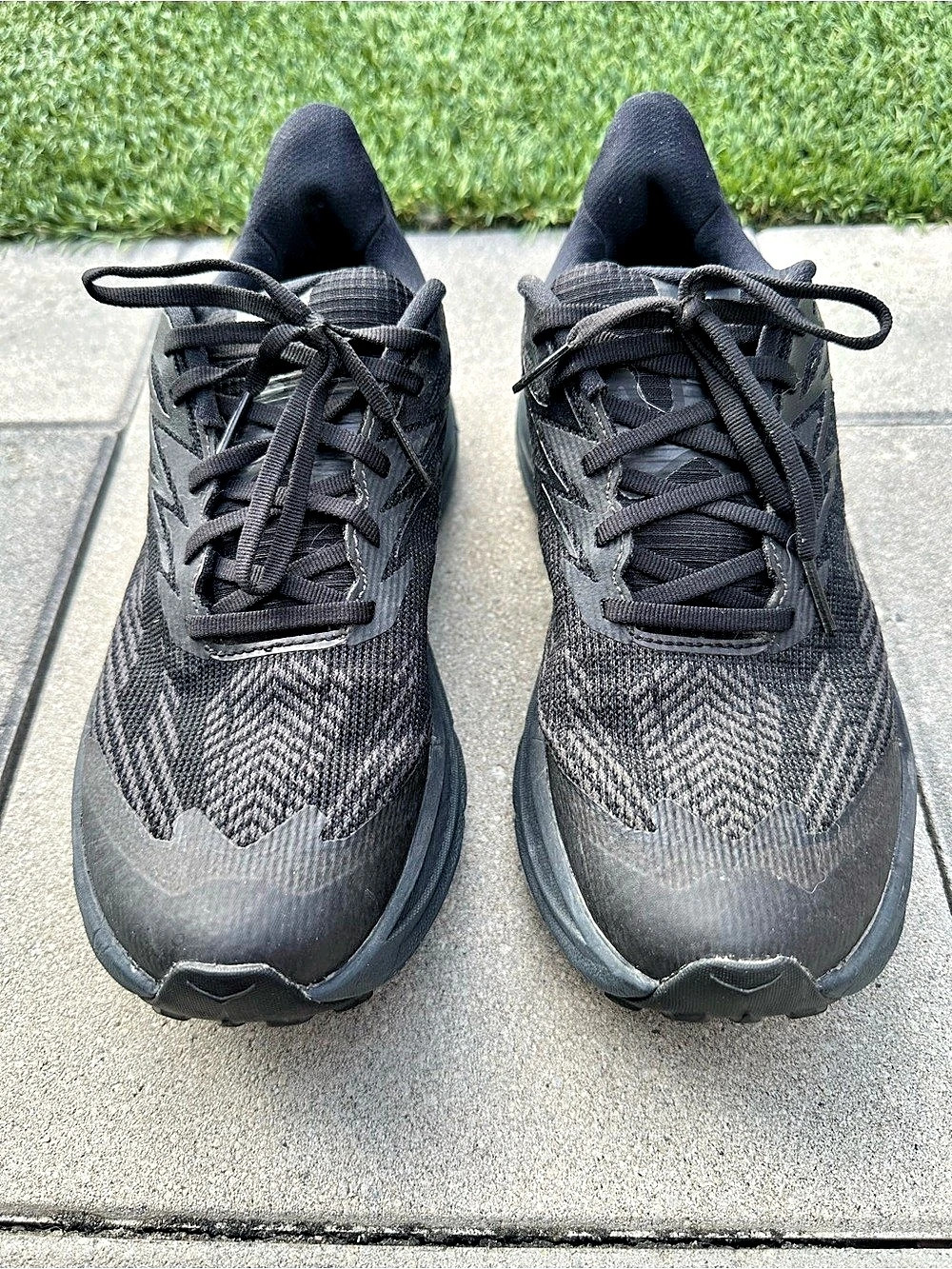 HOKA Challenger 8 GTX Trail Running Shoes - Black